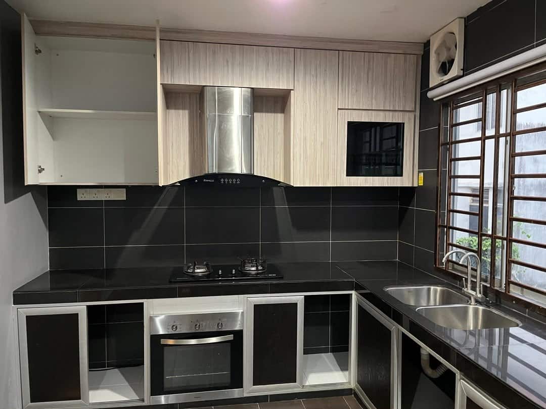 Double Storey Terrace End Lot Taman Sierra Perdana 5