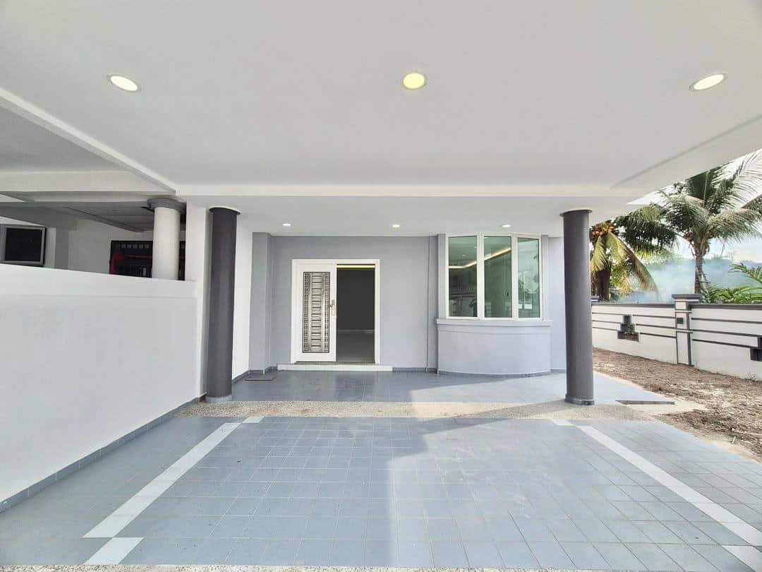 2.5-Storey Terrace House Corner Lot Taman Pulai Utama 3