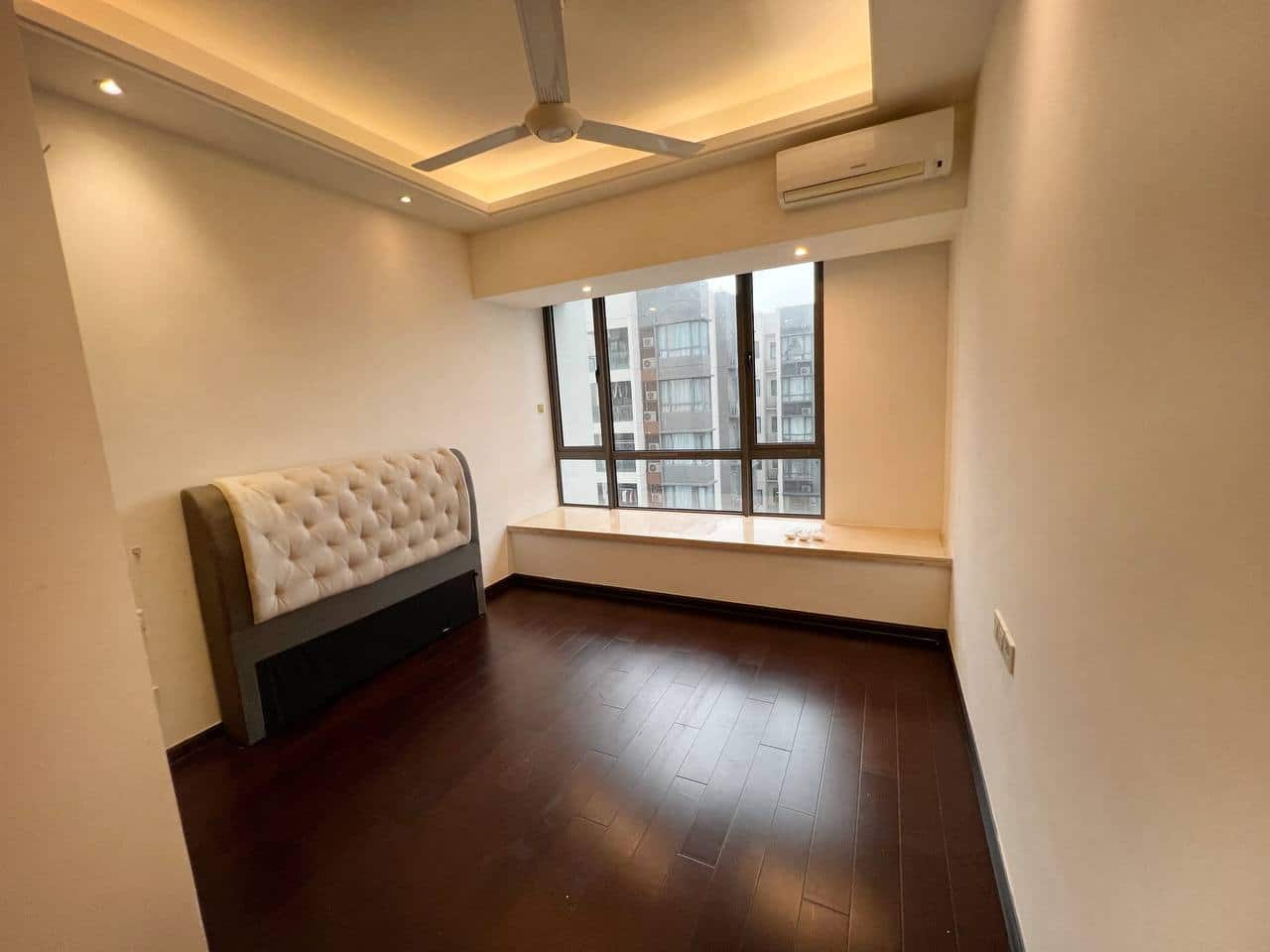 Condo R&F Princess Cove 3