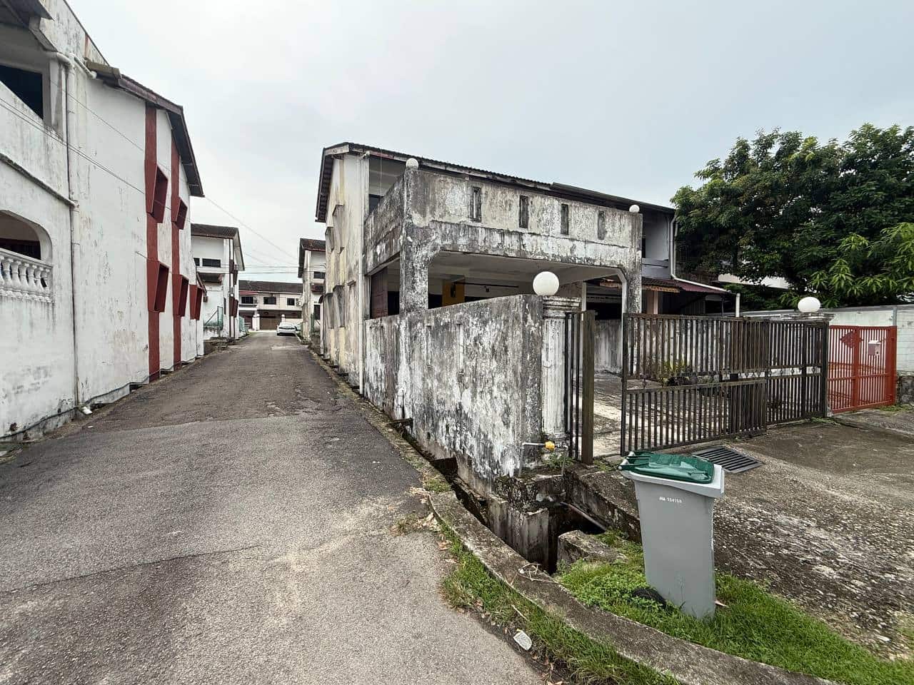 2-Storey Terrace Taman Johor Jaya 6