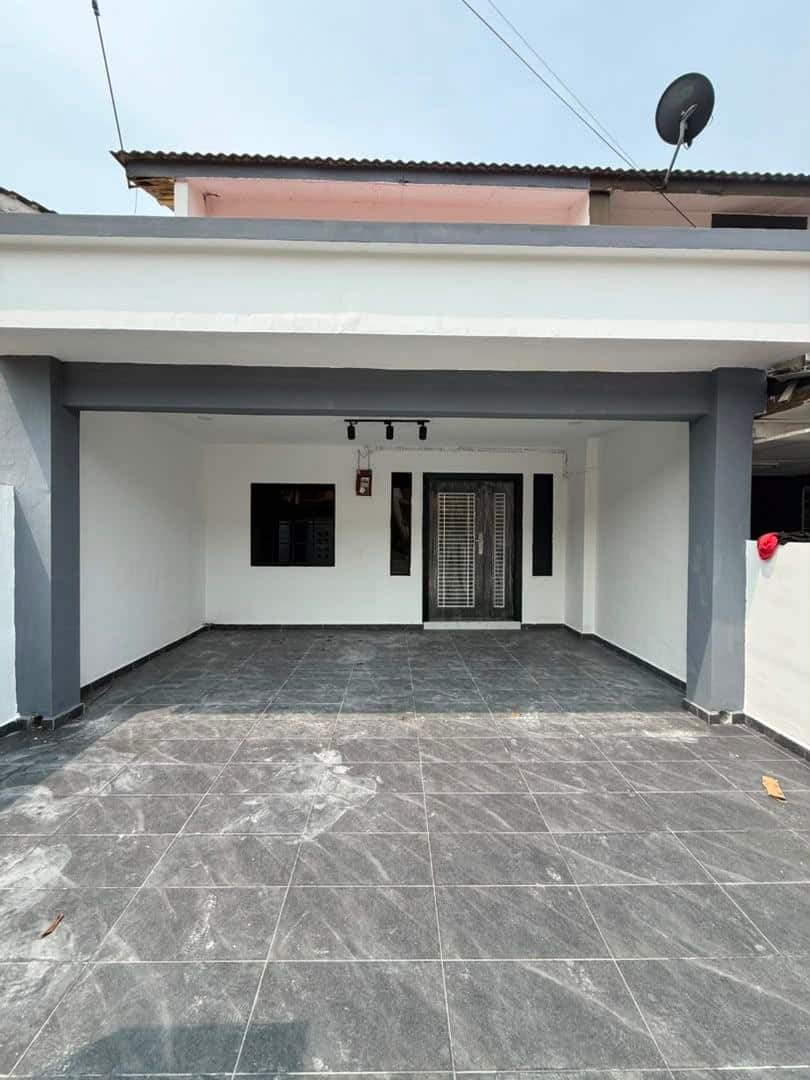 Double Storey Endlot Taman Bukit Tiram 2
