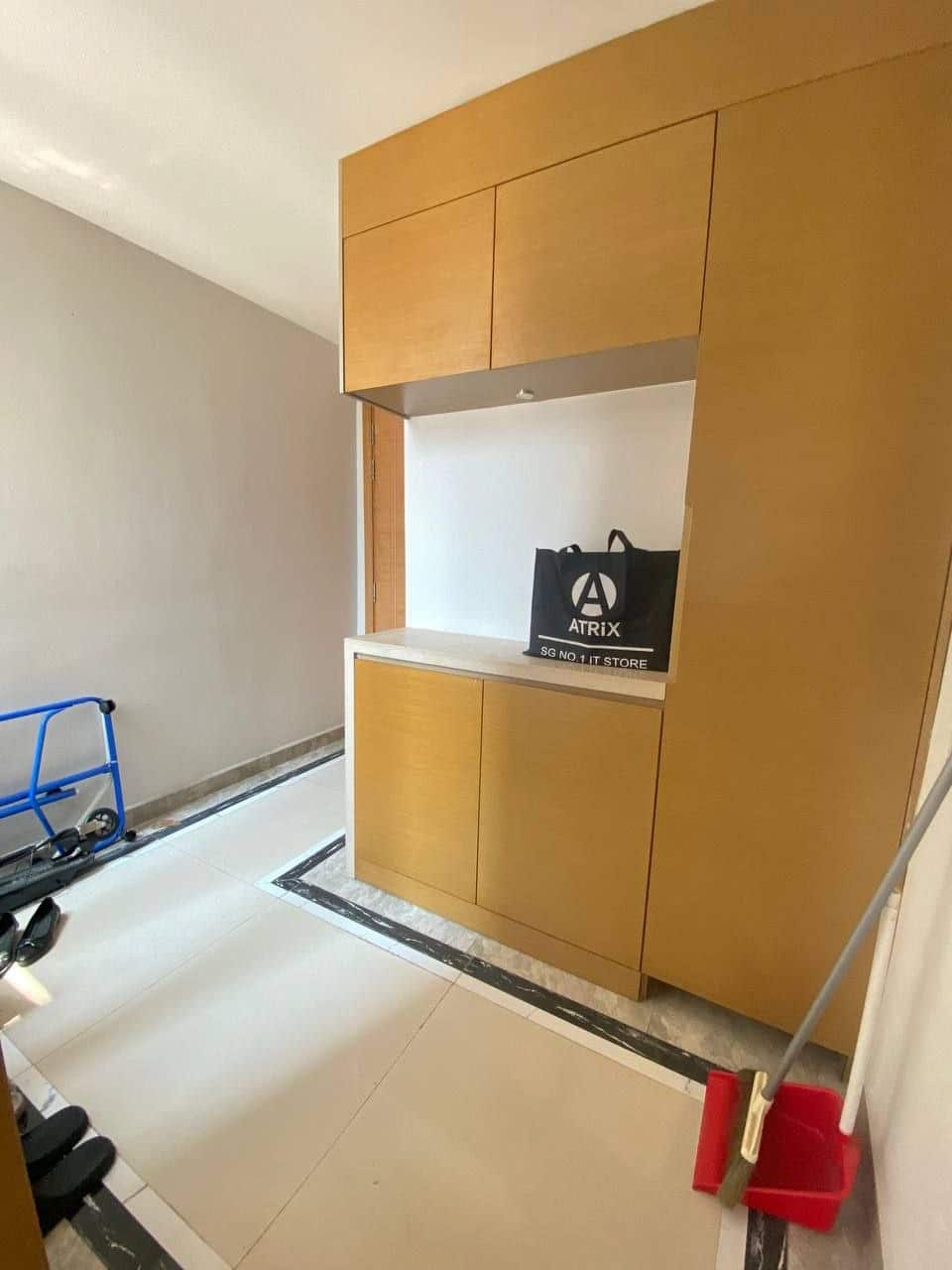 Condominium R&F Princess Cove 7