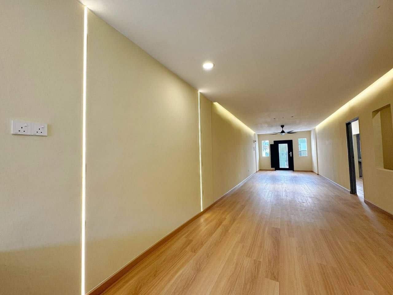 Single Storey Terrace House Taman Putri Kulai 4