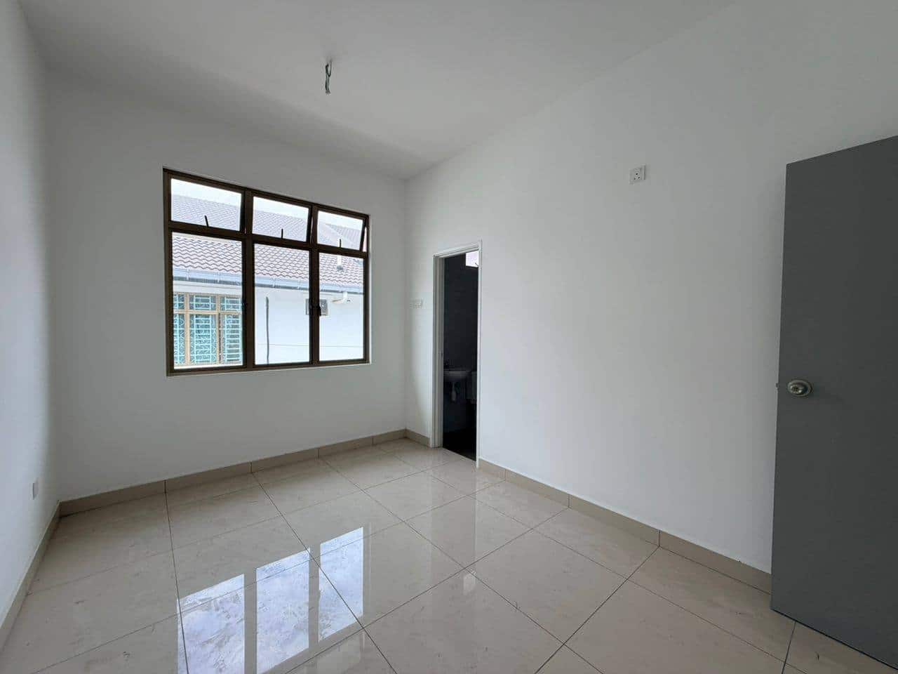 2-Storey Terrace Mutiara Rini 4