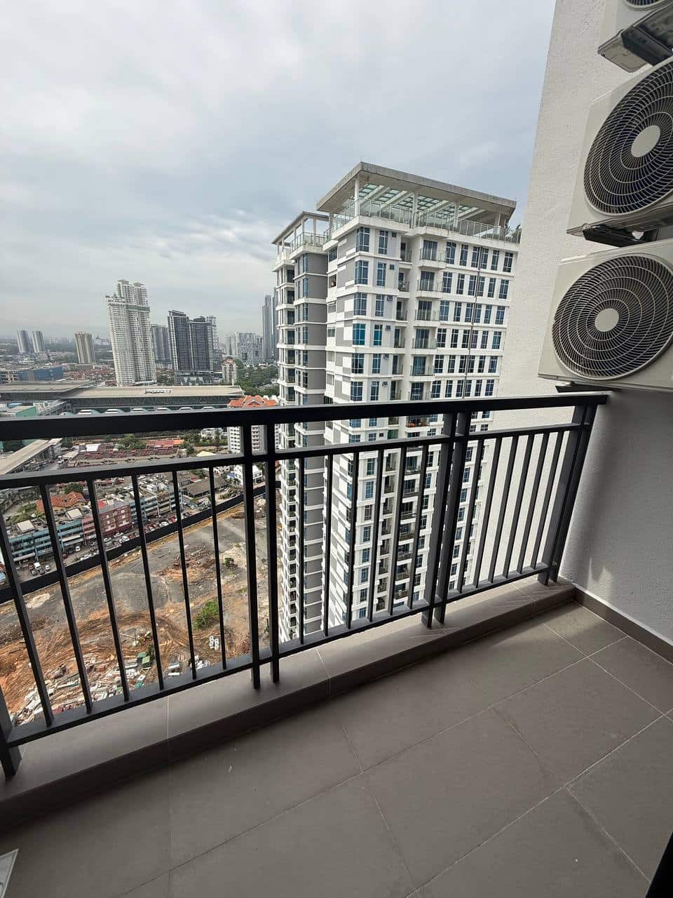 Dual-Key Condominium Meldrum Heights 7
