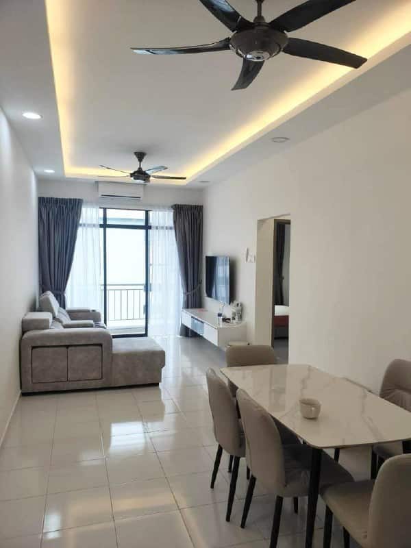 Condo Tampoi 1