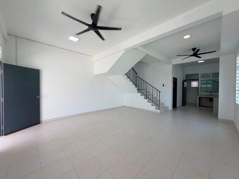 2.5-Storey End Lot Pulai Mutiara 3