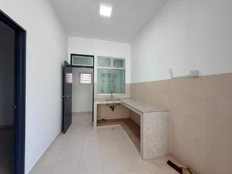2.5-Storey End Lot Pulai Mutiara 7