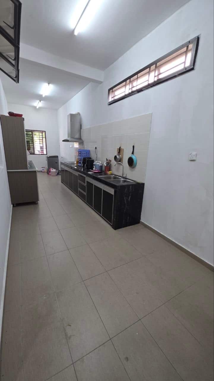 Single Storey Semi-D Jalan Bahagia Kampung Batu Dua Puluh Lapan, Pekan Nanas 5