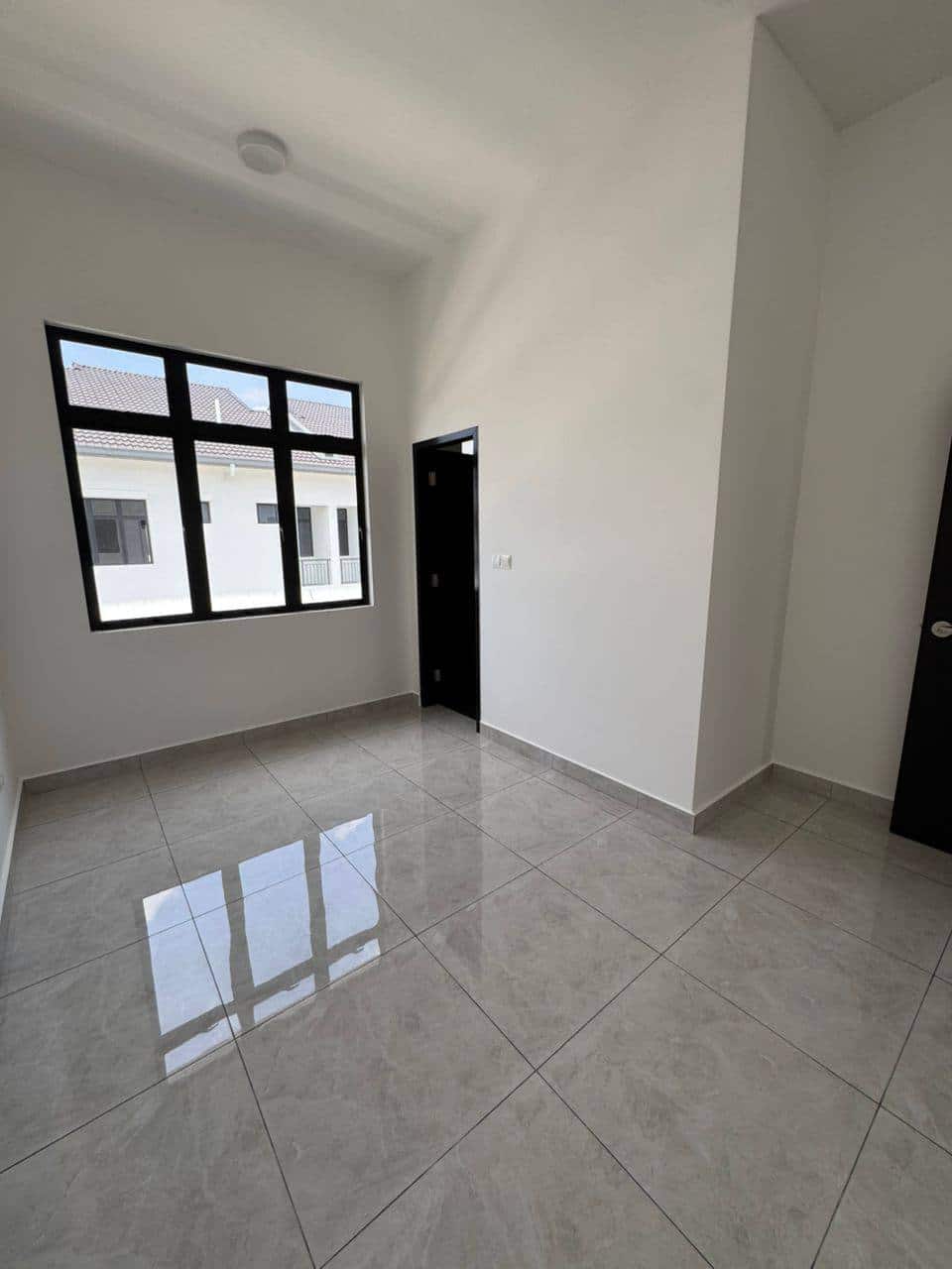 Double Storey Terrace Taman Impian Emas 6