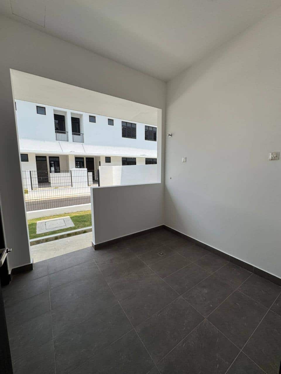 Double Storey Terrace Taman Impian Emas 9