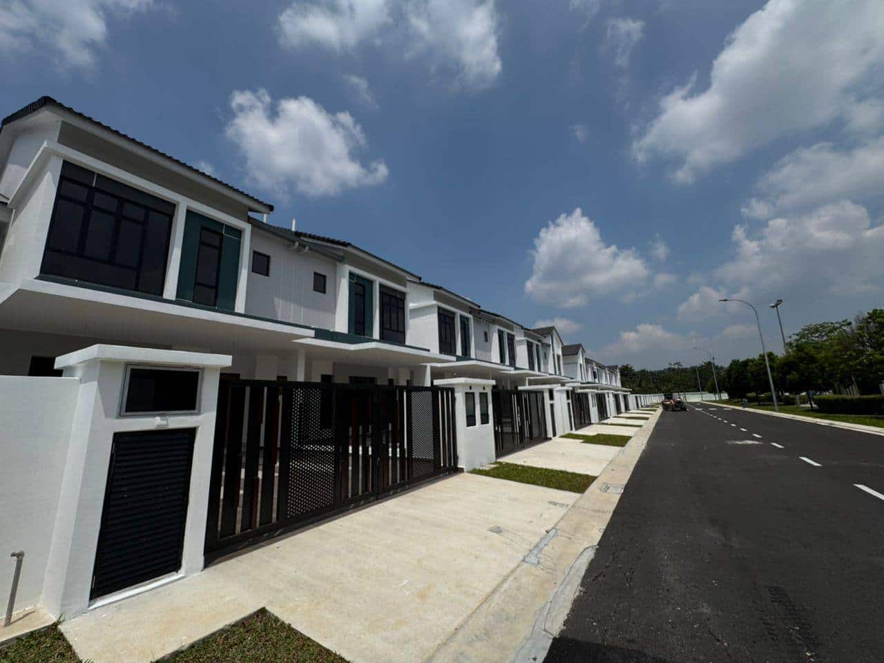 Double Storey Terrace Taman Impian Emas 2