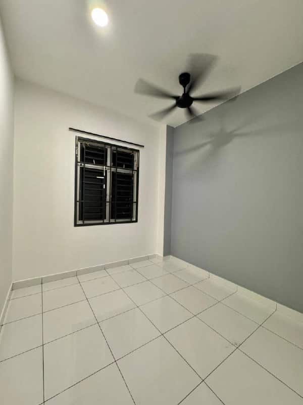 Double Storey Terrace House Gelang Patah 6