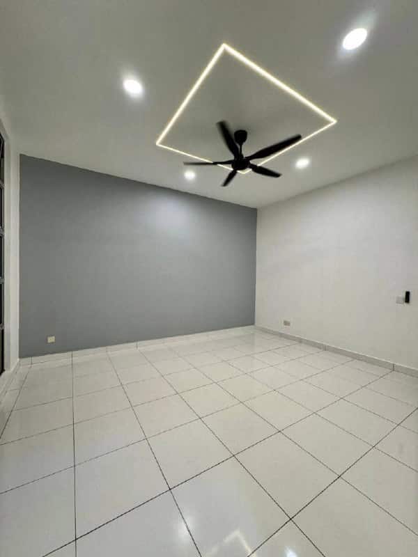 Double Storey Terrace House Gelang Patah 4