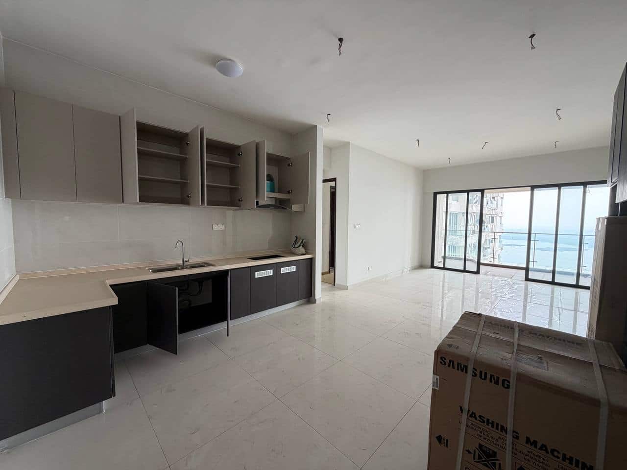 Condominium Royal Strand Country Garden Danga Bay 5