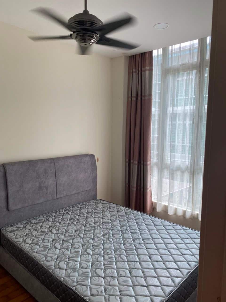 Townhouse Taman Sutera Utama 4
