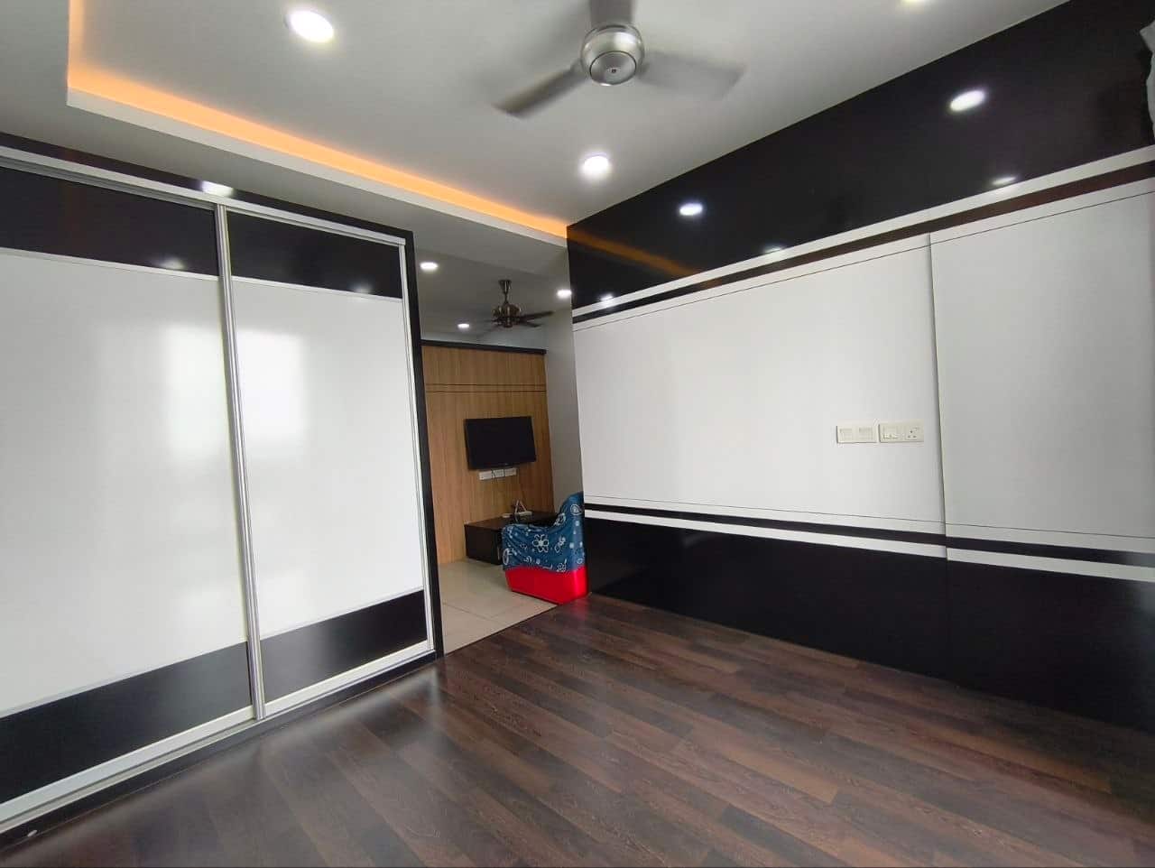 Studio Greenfield Regency @ Tampoi 5