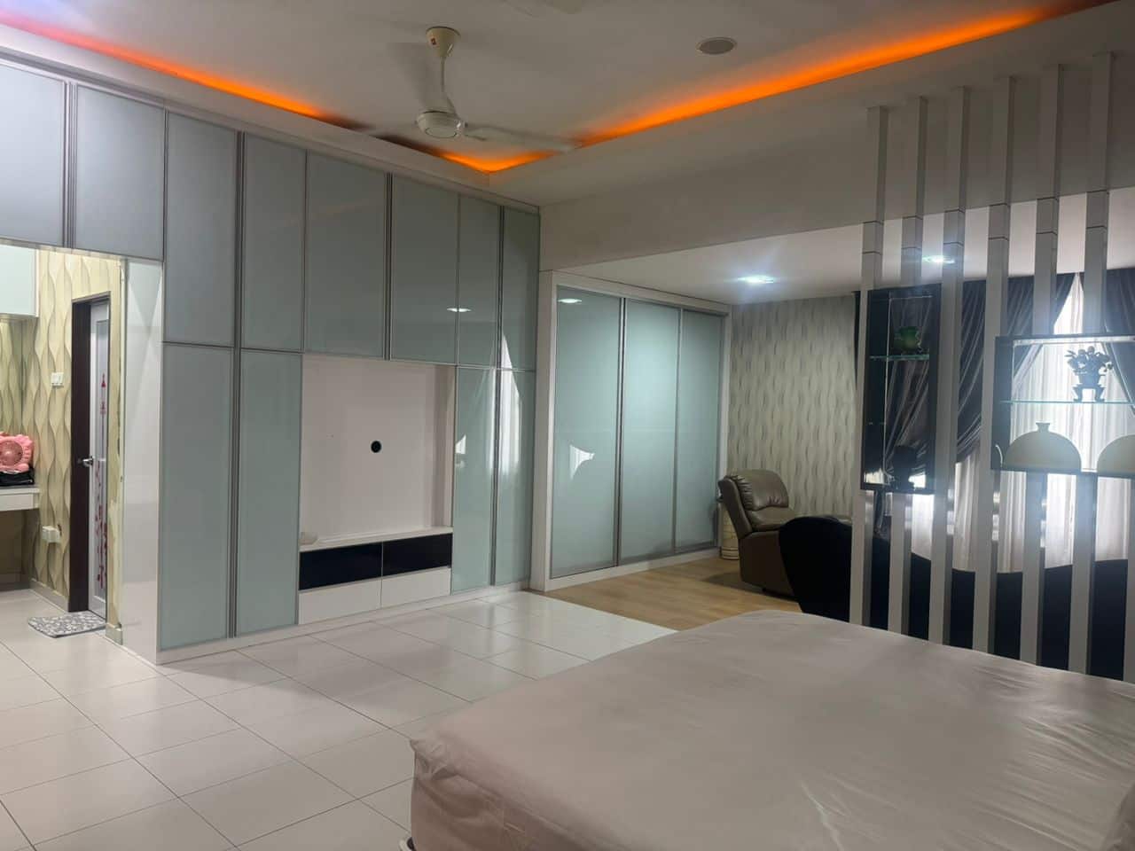 Double Storey Corner Lot Cluster House Taman Mutiara Mas 4