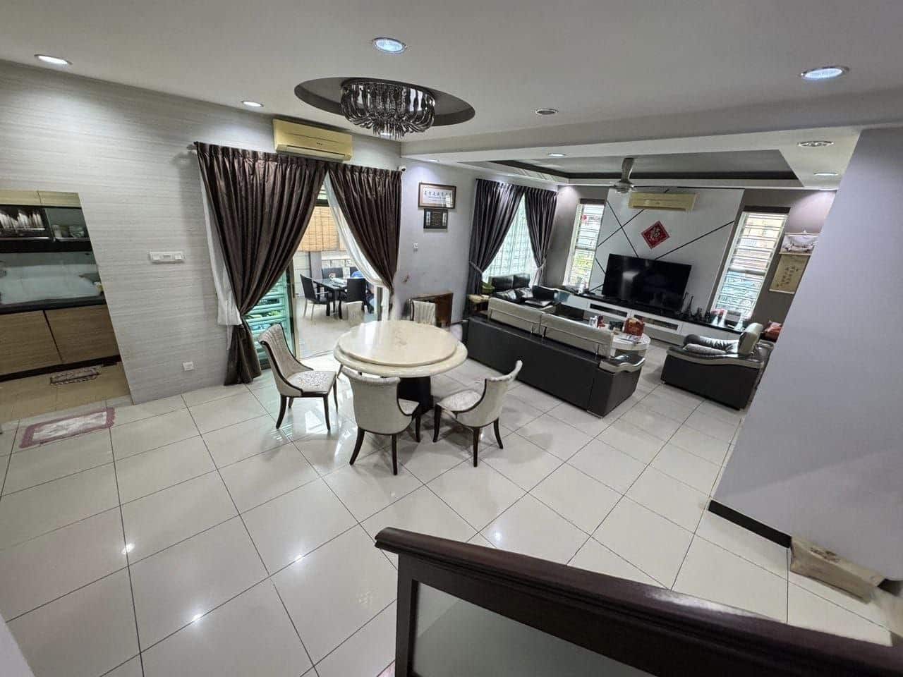 Double Storey Cluster House Taman Austin Height 1