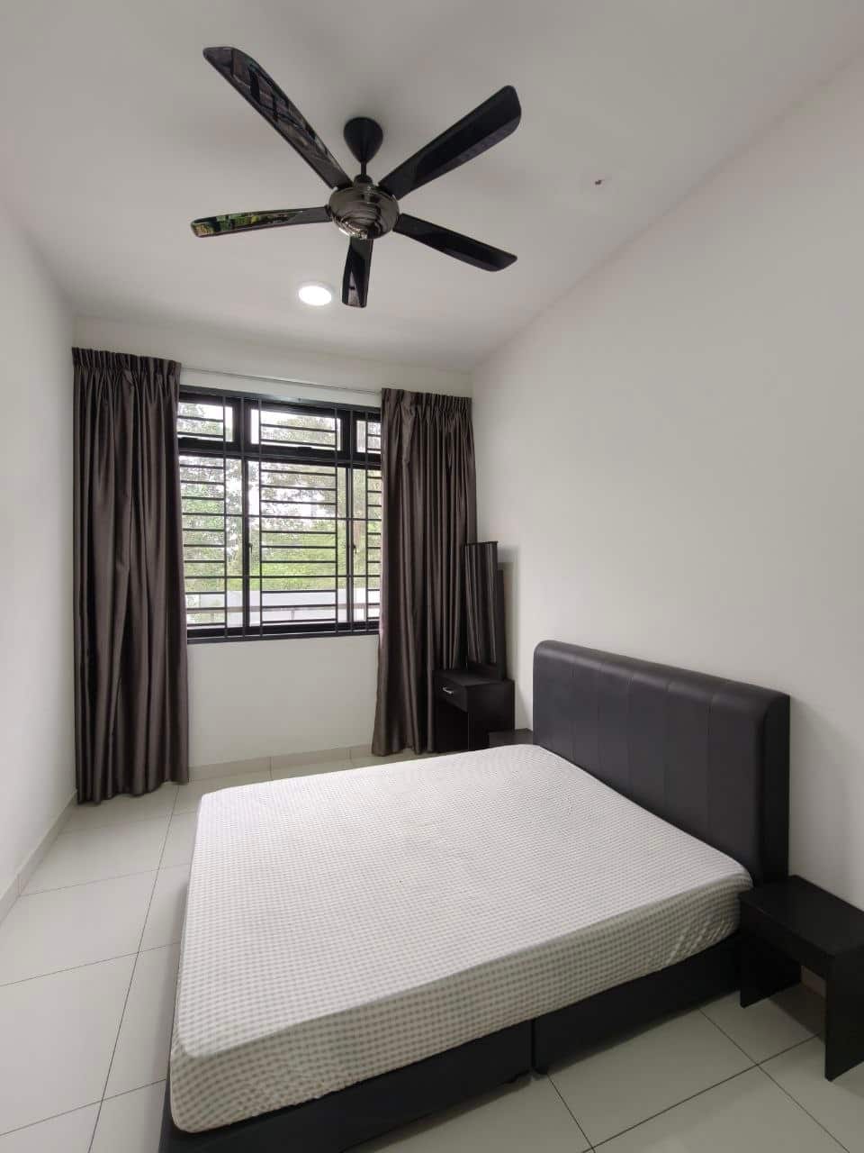2-Storey Terrace House Eco Summer, Charlton 3