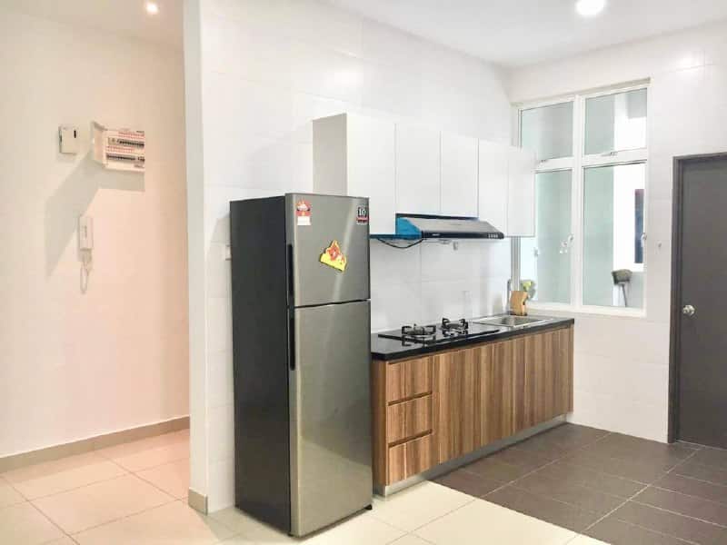 Condo Larkin 5