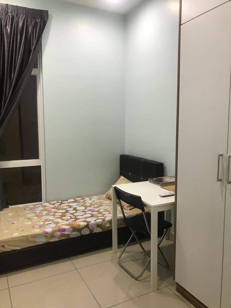 Condo Larkin 6