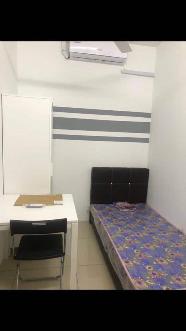 Condo Larkin 7