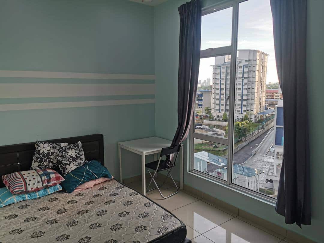 Condo Larkin 2