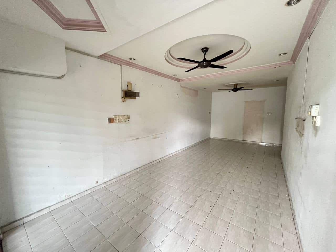 1.5-Storey Terrace Jalan Denai, Ulu Tiram 5