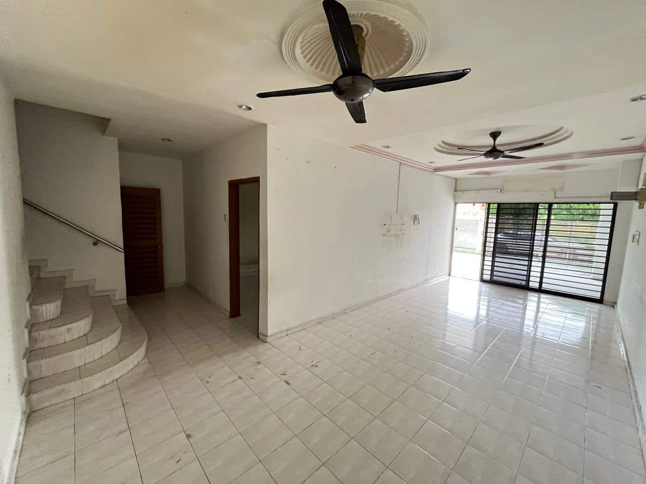 1.5-Storey Terrace Jalan Denai, Ulu Tiram 1