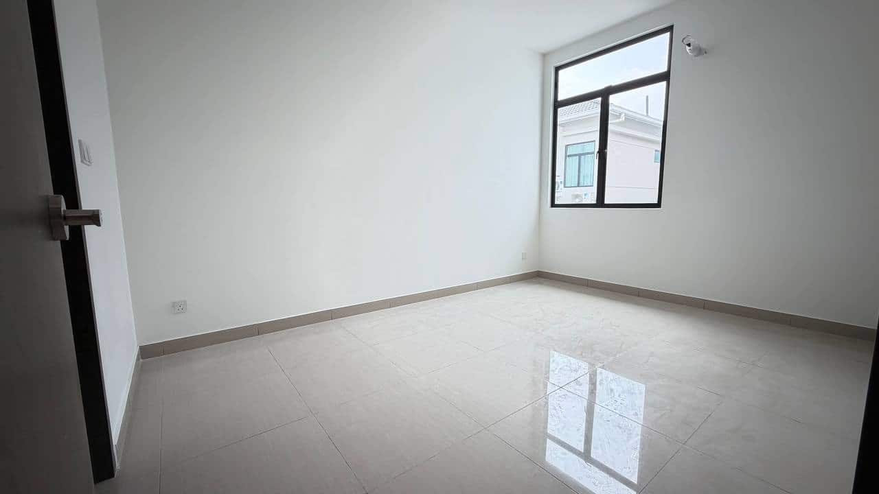 2-Storey Terrace House Taman Pelangi Indah 7