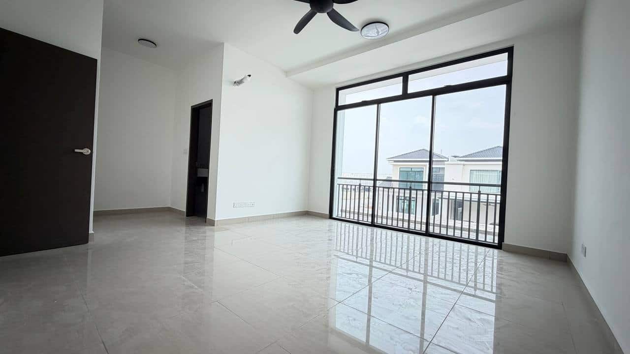 2-Storey Terrace House Taman Pelangi Indah 4