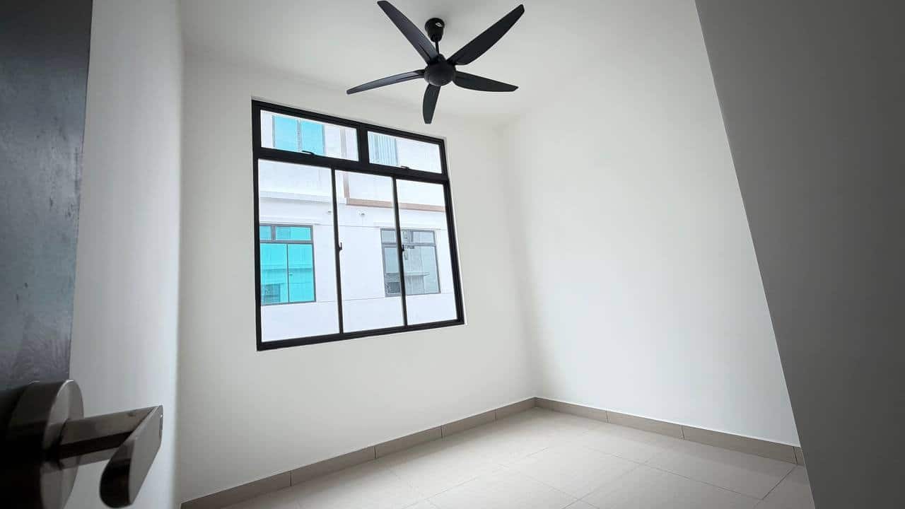 2-Storey Terrace House Taman Pelangi Indah 6