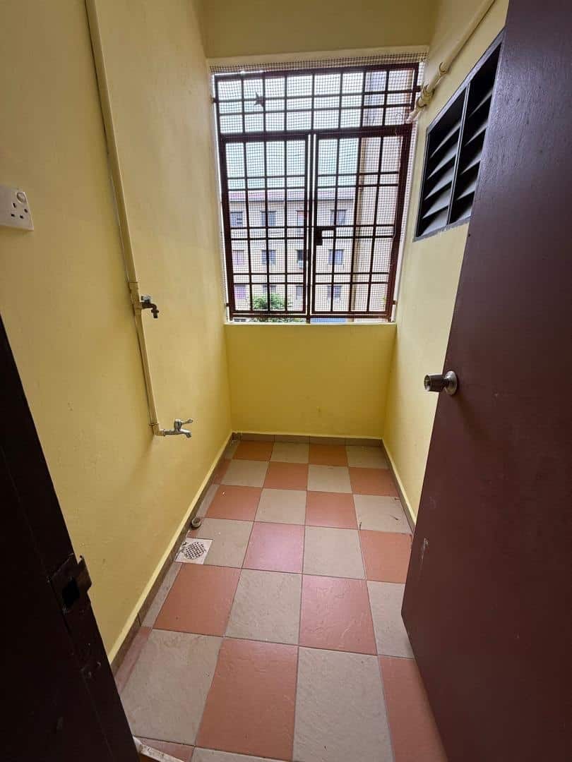 Flat Seri Alam 5