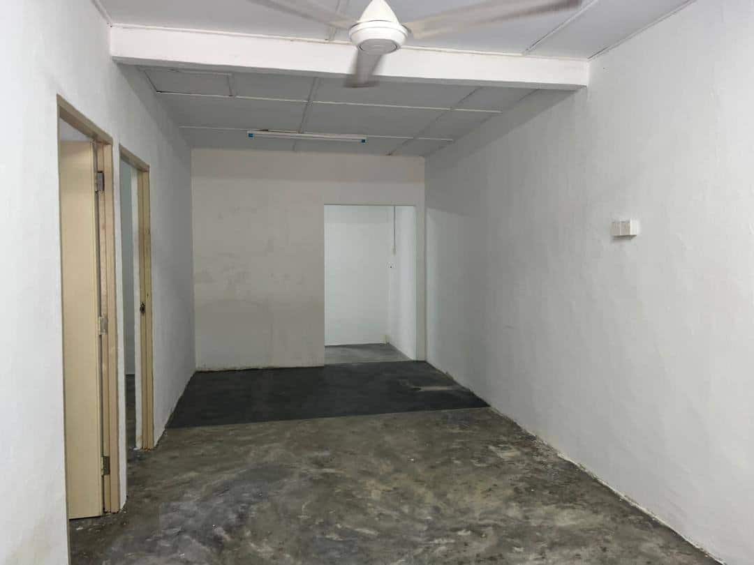 Single Storey Low Cost House Jalan Pakis Sri Pulai 4
