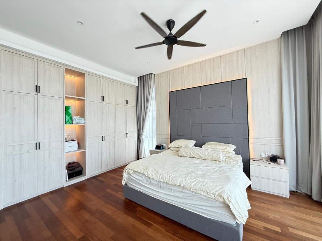 3-Storey Semi-D The Cove 3