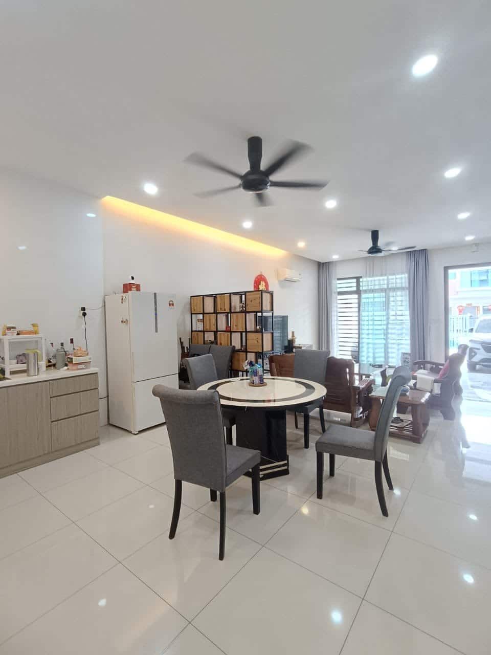2-Storey Terrace House Horizon Hills - Canal Garden North 1