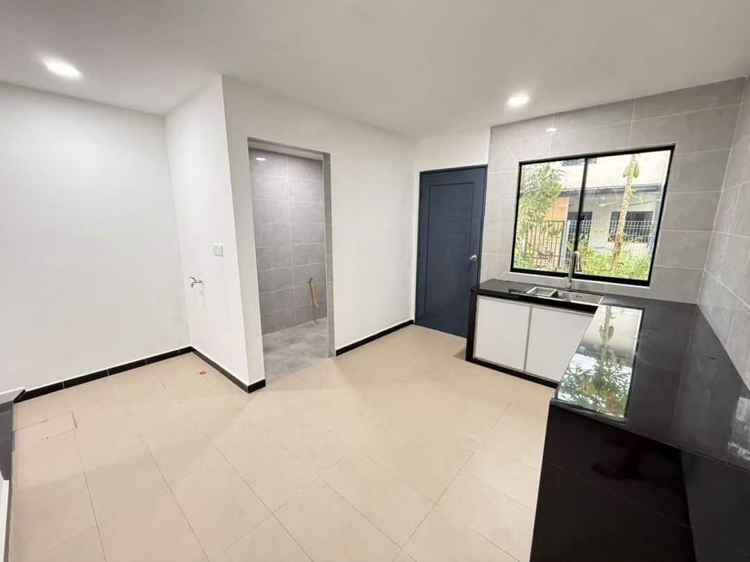 2-Storey Low Cost Endlot Taman Desa Jaya 4
