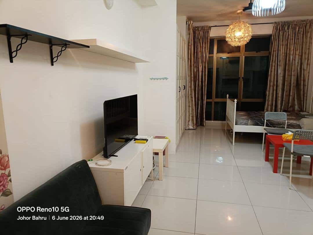 Studio Apartment Parc Regency, Plentong 7