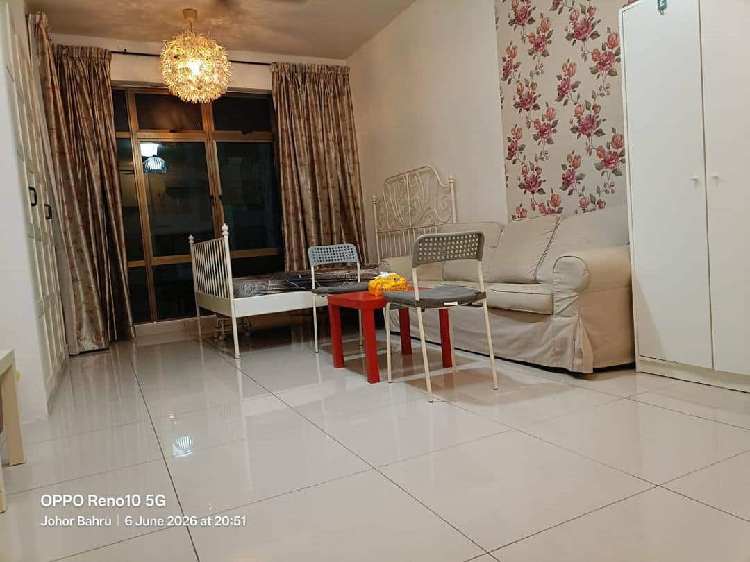 Studio Apartment Parc Regency, Plentong 4