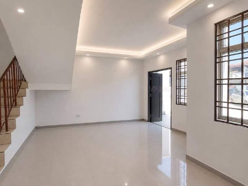 Double Storey Medium Low Cost Corner Lot Taman Nusantara 1