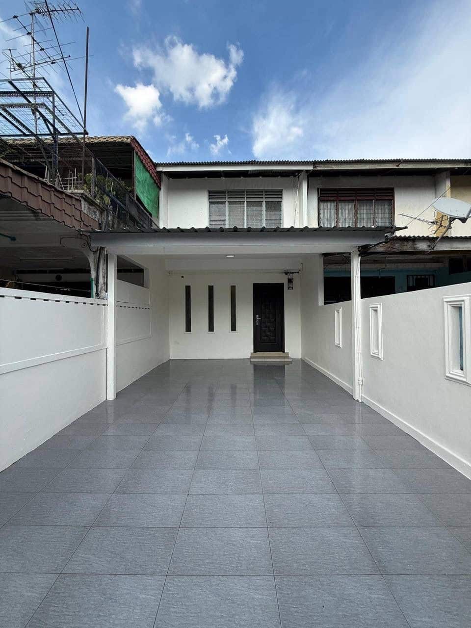 2-Storey Low Cost House Jalan Keembong 4x, Taman Johor Jaya 1
