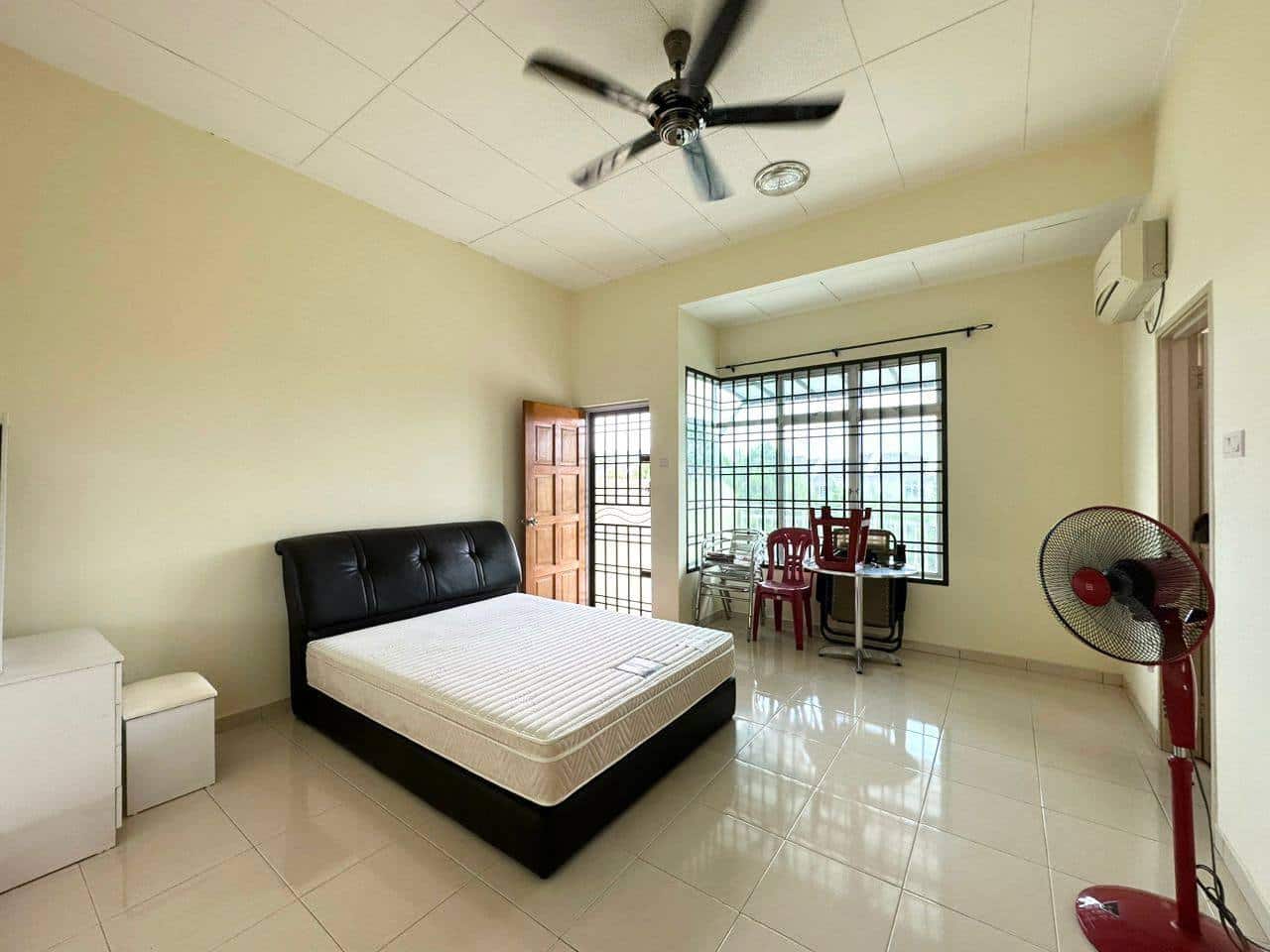 Terrace House Sri Pulai Perdana 2 4