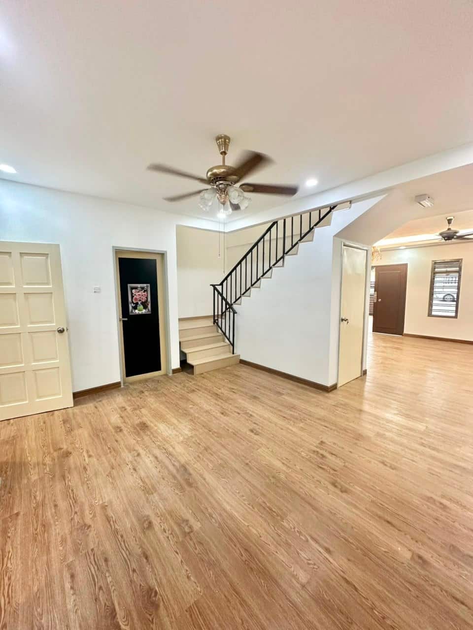 2-Storey Corner House Taman Bukit Kempas 5