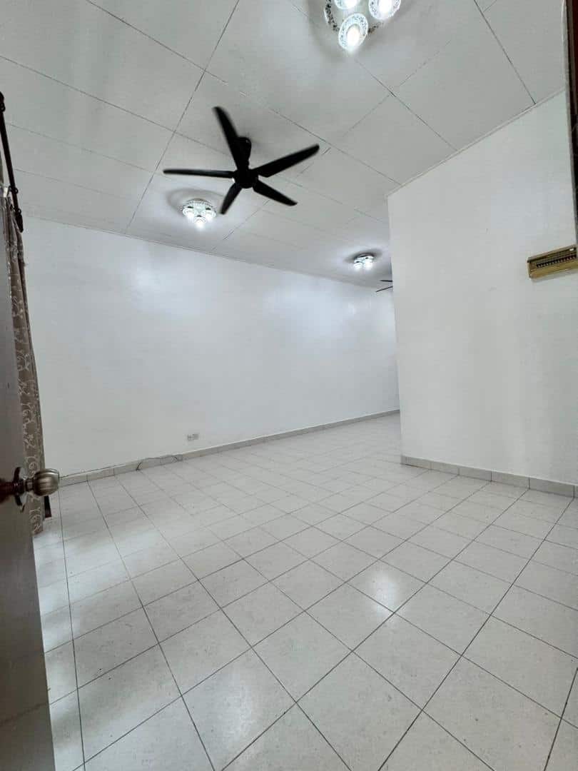 Single Storey Terrace House Bandar Putra Kulai 6