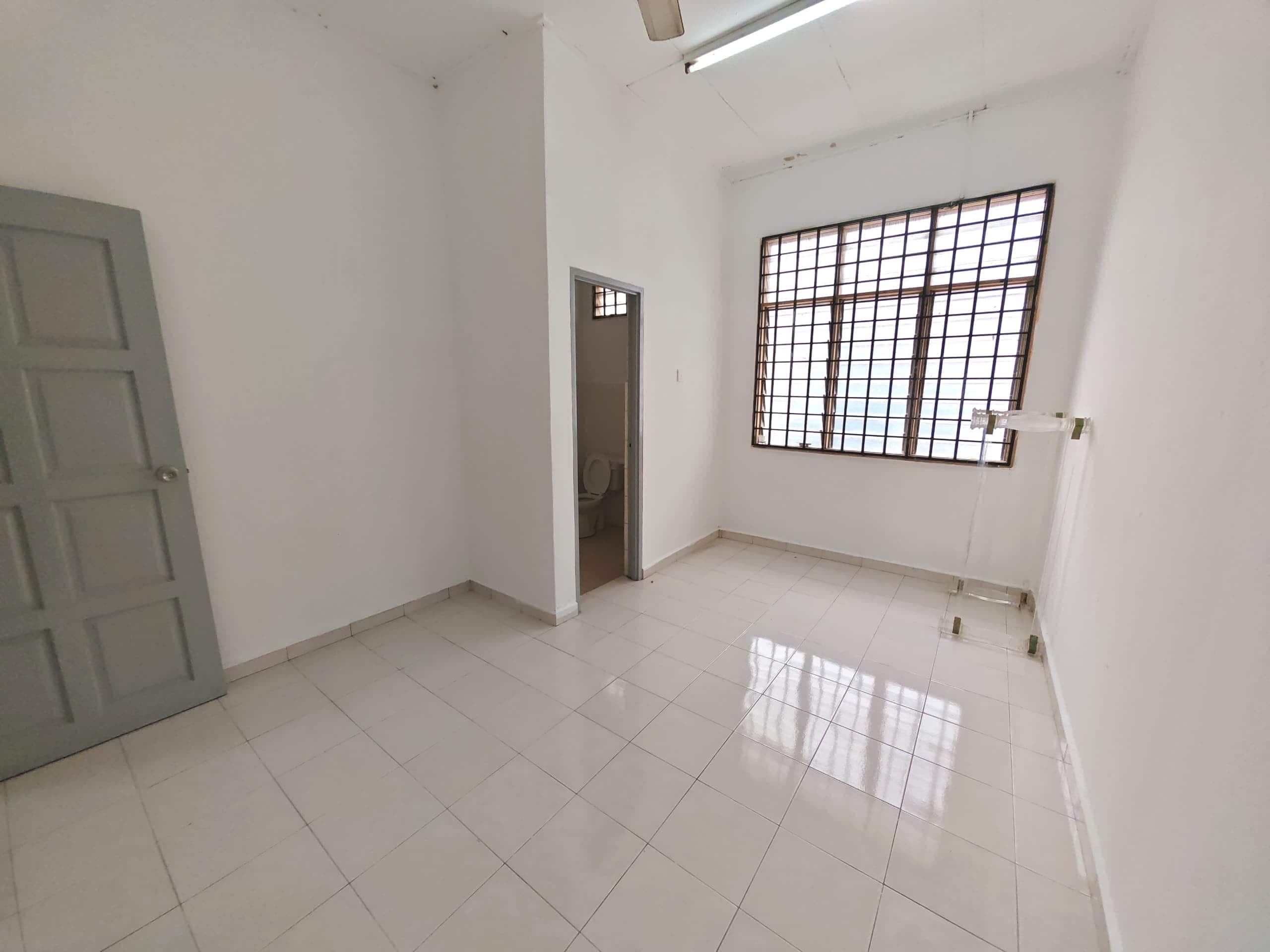 2-Storey Terrace House Taman Puteri Wangsa 3