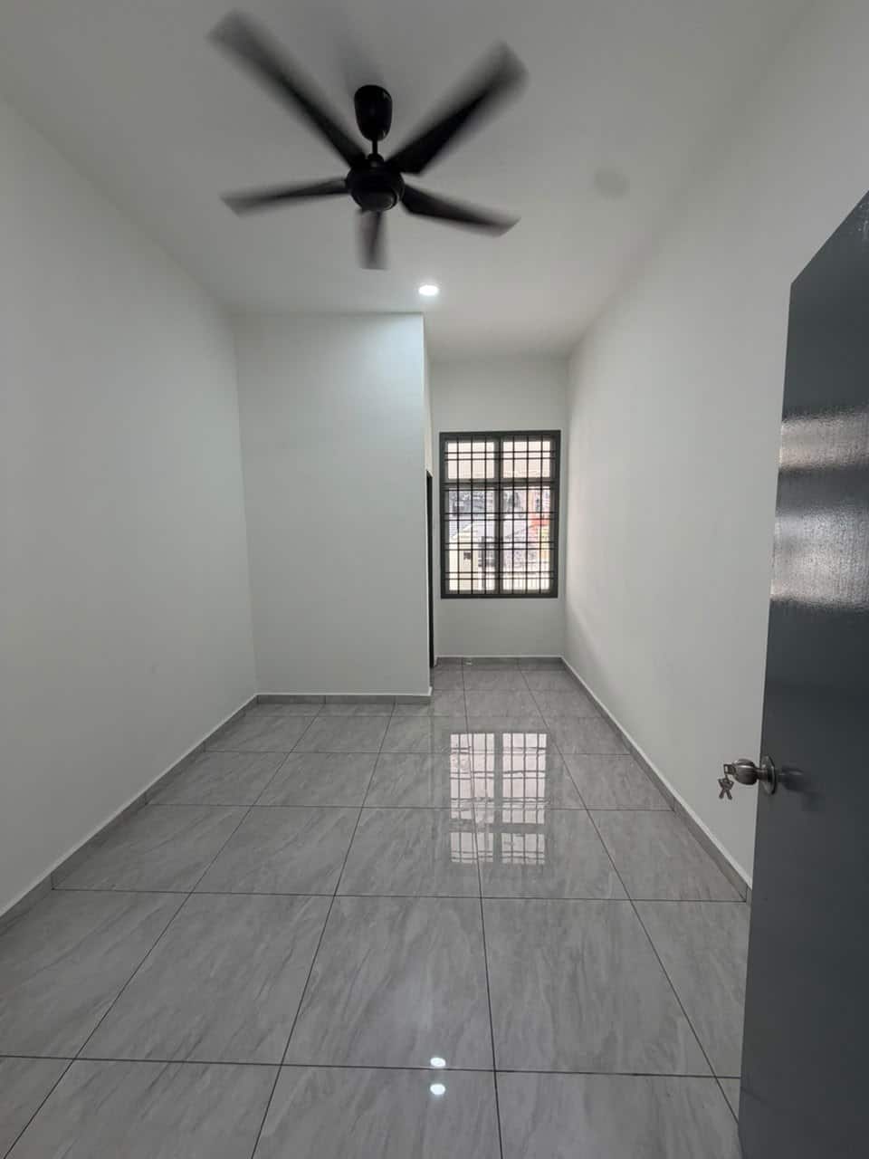 Single Storey Terrace House Taman Pulai Indah 4