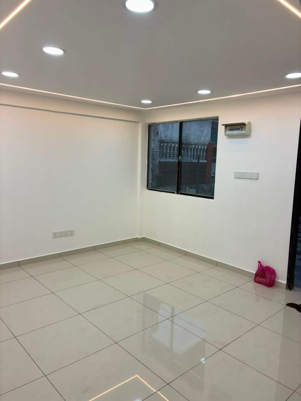 Double Storey Low Cost End Lot Taman Plentong Baru 5