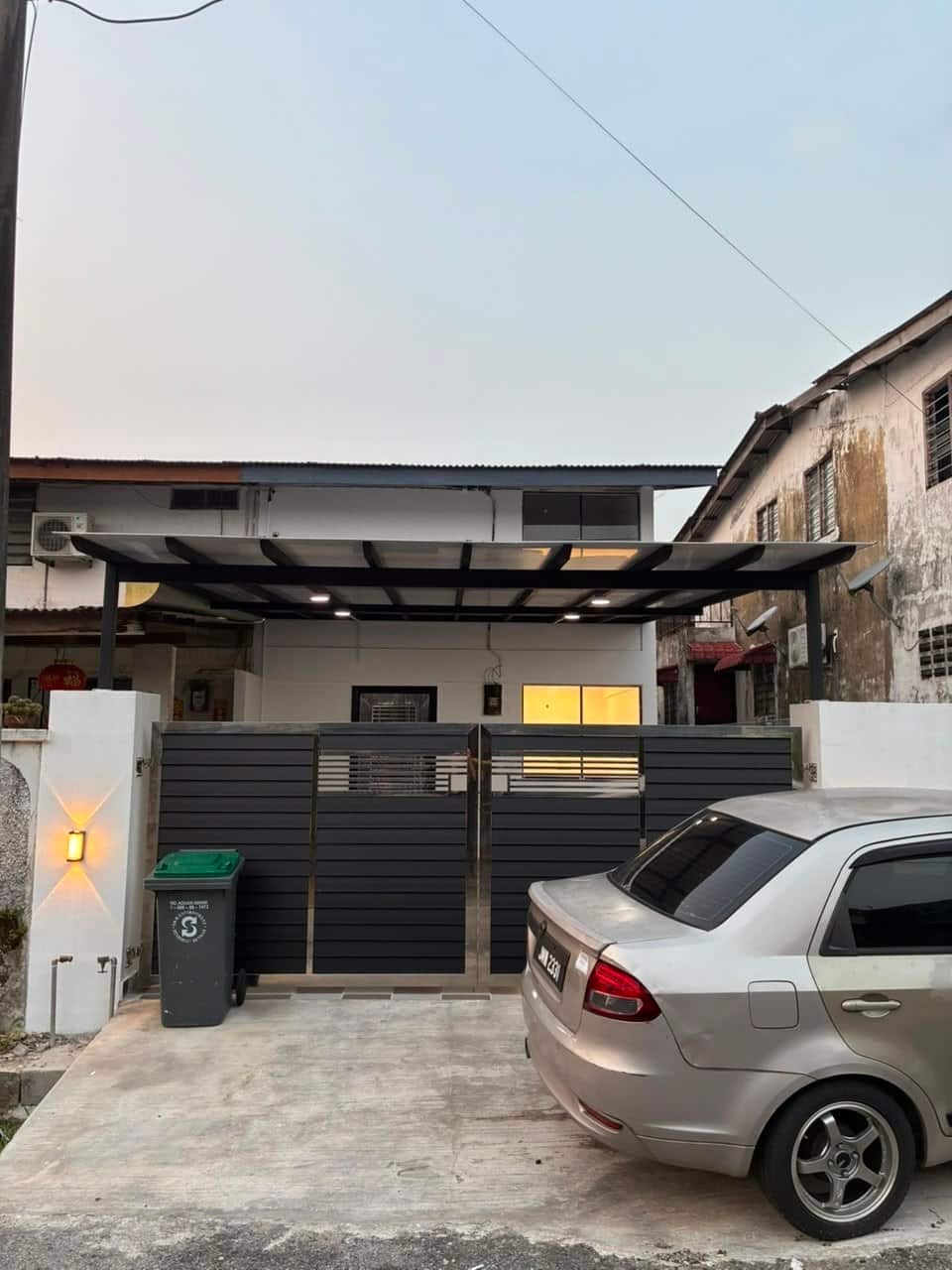 Double Storey Low Cost End Lot Taman Plentong Baru 2