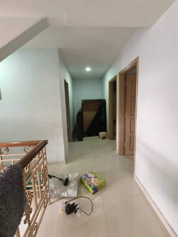 1.5-Storey Terrace House Bandar Seri Alam 7